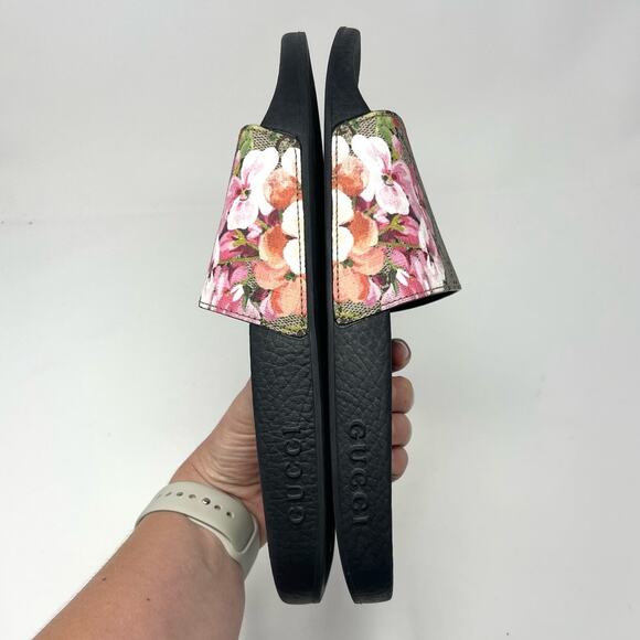 Gucci Black Floral Sandals - Picture 6 of 12
